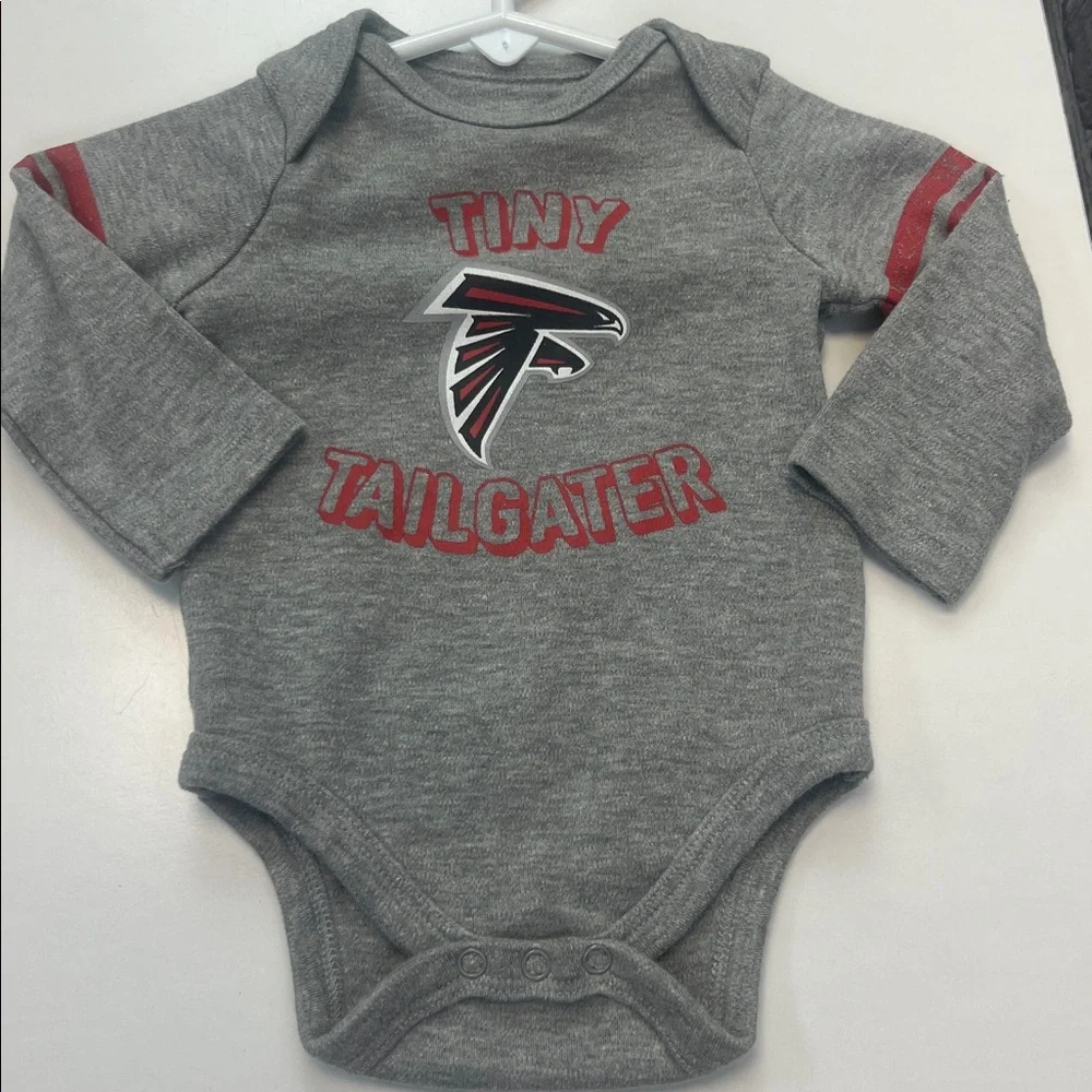 Gray Tiny‎ Tailgater Baby Onesie